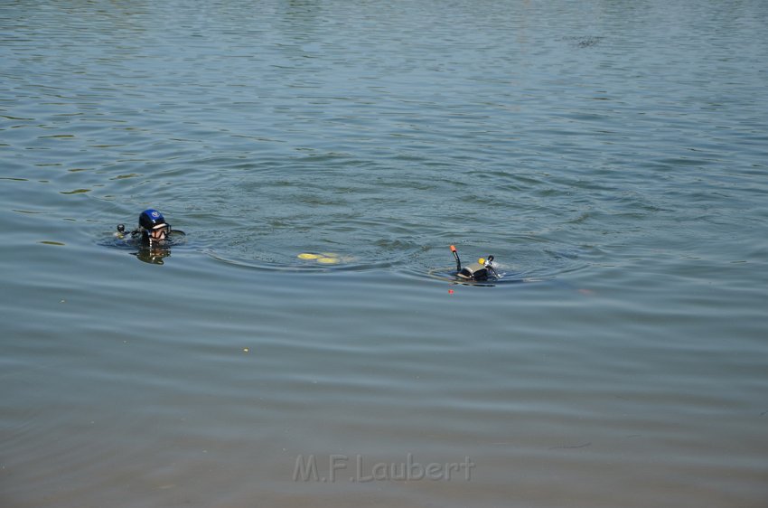 PWasser Einsatz BF FF Koeln Troisdorf Rotter See P143.JPG